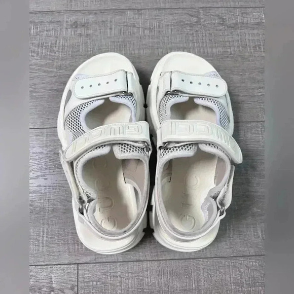 GUCCI LEATHER &
MESH SANDAL AGURU TREK - Picture 5 of 10